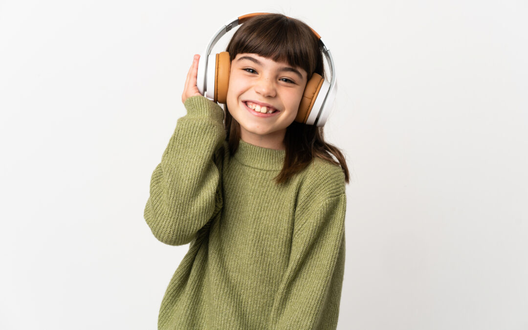 Chitarra per Bambini: Incoraggiare i Bambini all’Ascolto Musicale